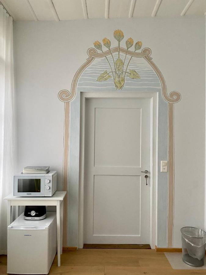 Lovely Studio In A Villa From 18Th Century Тун Экстерьер фото